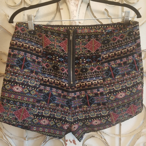 Ecote shorts size 10 Bohemian tapestry - Picture 16 of 16